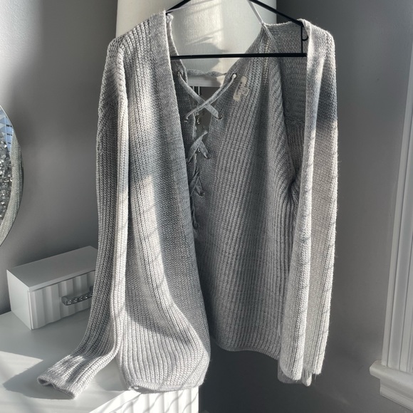 Sweaters - Grey Cardigan